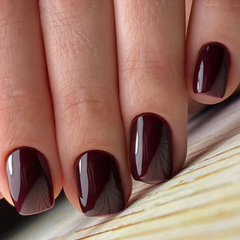 Akzentz Luxio Gel Polish Vamp 15 ml