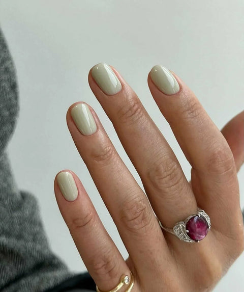 Akzentz Luxio Gel Polish Pebble 15 ml